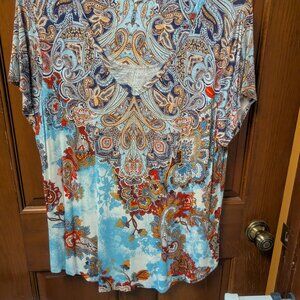 Womens Short Sleeve top, size XLarge